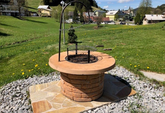 House Royal, © Matyas Boglarka