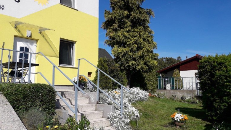 May blossom, &copy; privat