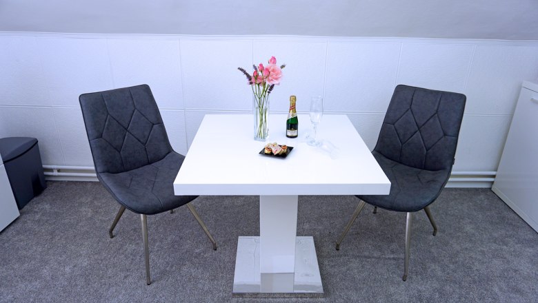 Kitchen, © Mag Jacqueline Hauser