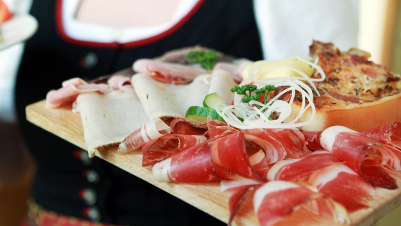 Heurigen snack, © weinfranz.at