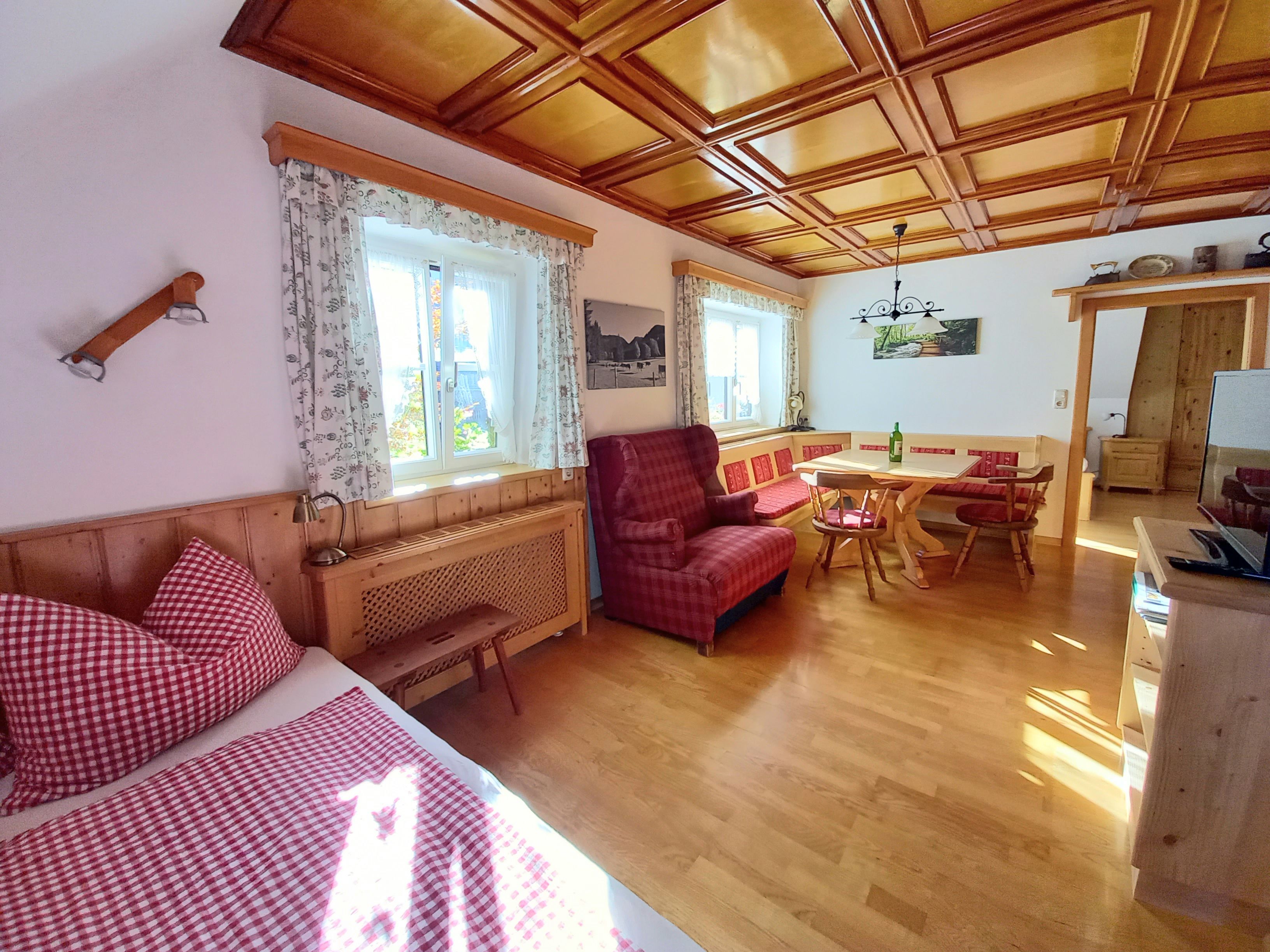 Rustic vacation apartment