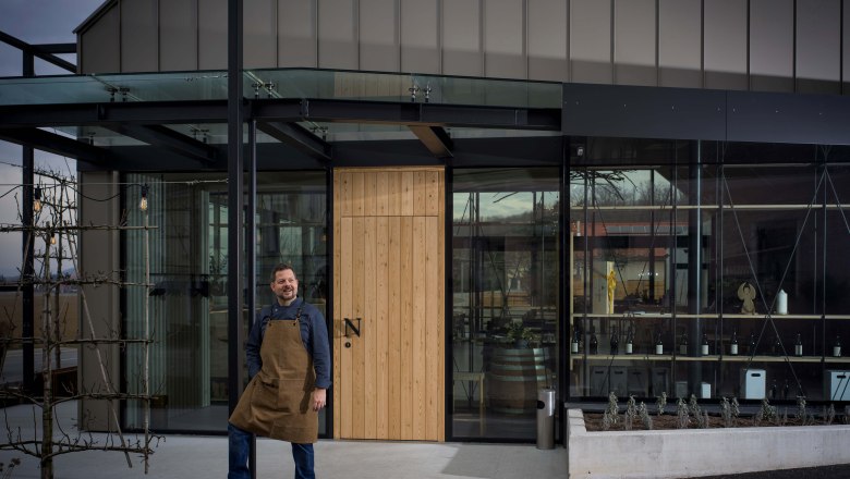 Exterior view with Mike, © robert herbst