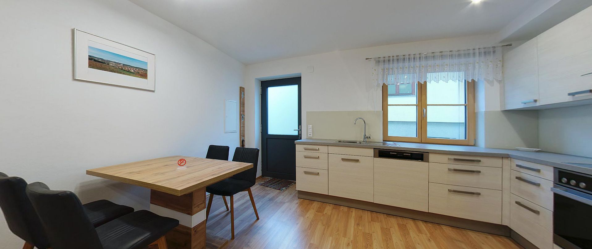 Vacation apartment Karin