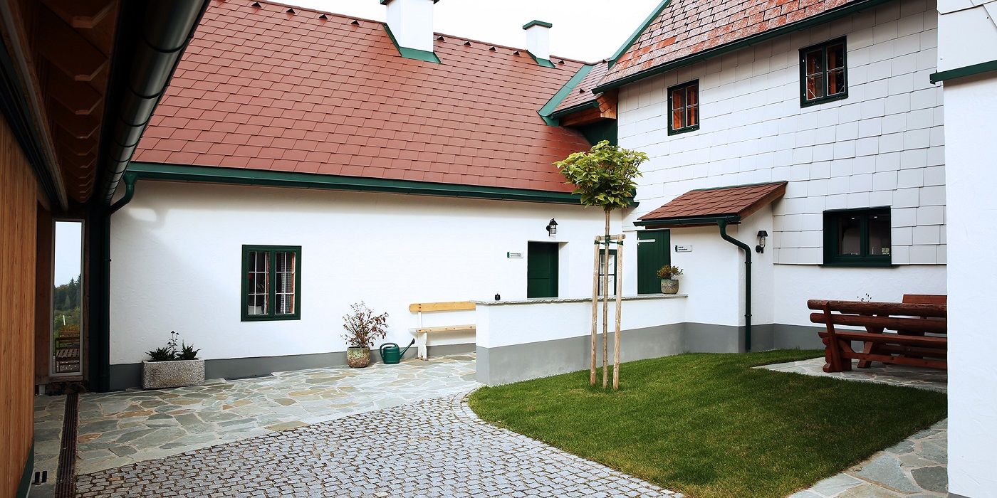 Inner courtyard 