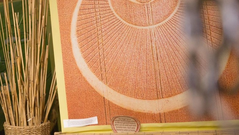 Crop circle museum, © schwarz-koenig.at