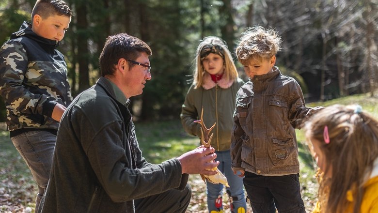 Insights into hunting and care, © Wunderwelt Wald, Fotograf Benjamin Wald