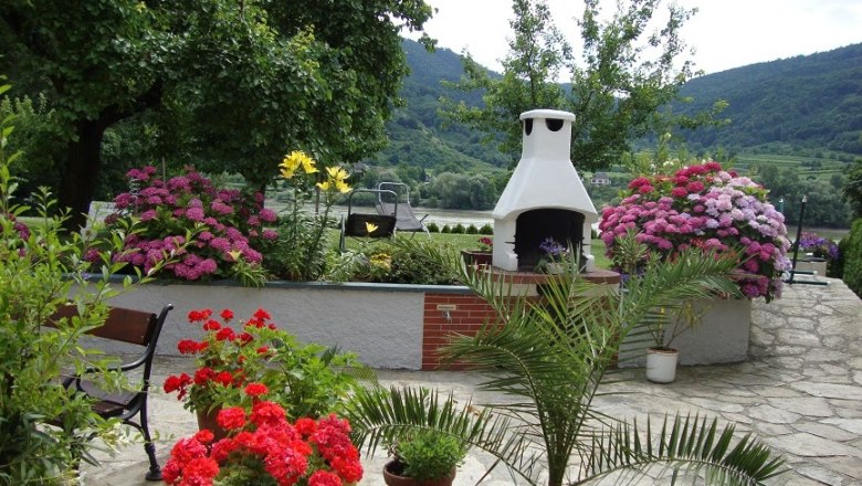 Garden in the Wehrkirche guest house, © Gästehaus zur Wehrkirche Garden in the Wehrkirche guest house, © Gästehaus zur Wehrkirche