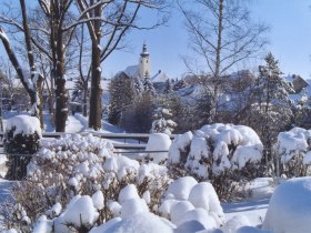 Winterbild mit Kirche, &copy; Stadtgemeinde Litschau