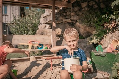 Time to play in the sand, © Einkehrhof Poggau