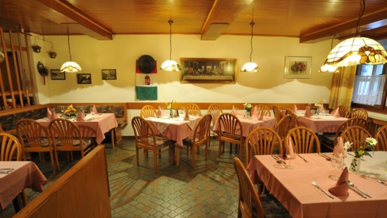 Angerhof dining room, © Buchinger