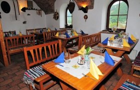 Interior view of wine tavern Denk, &copy; Familie Denk