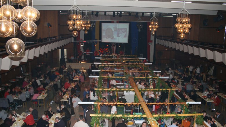 Leopoldifest wine tasting in the Babenbergerhalle, &copy; klbg