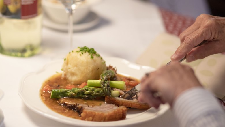 The Mostviertler Mostbratl: winning dish in the TV show "9 places, 9 treasures - Austria eats so well", © schwarz-koenig.at