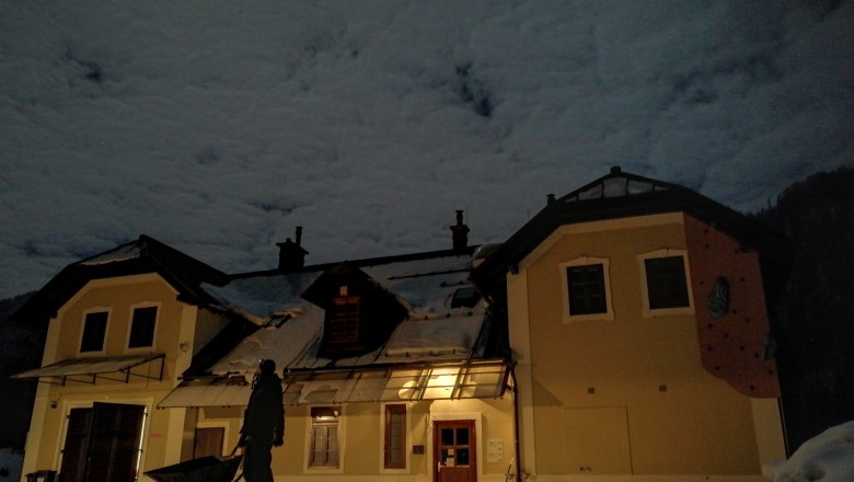 Rafting-Pension Black Sheeps Adventures at night, &copy; David Gregorik