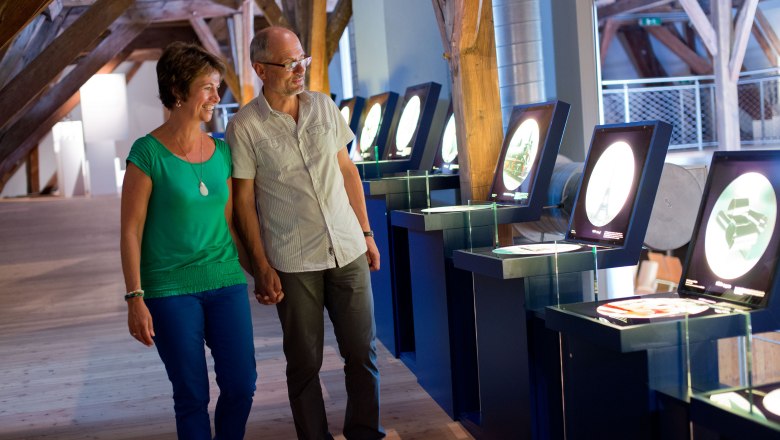 FeRRum - world of iron, &copy; Dominik Stixenberger