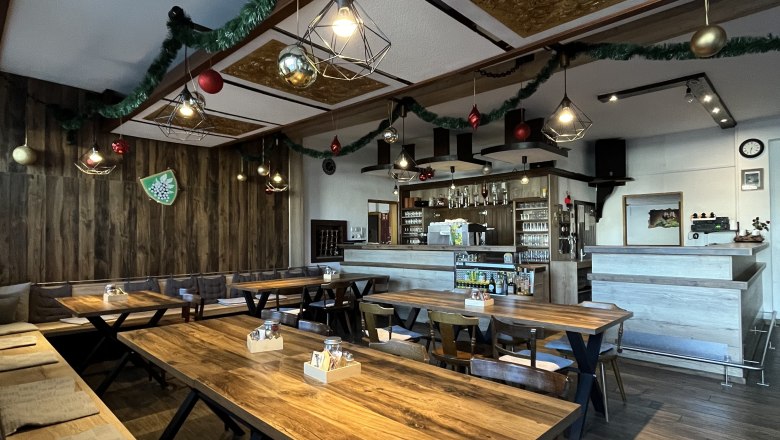 Stixer Hof, Stixneusiedl, Bar