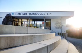 Haunoldstein municipal office, &copy; Weinfranz