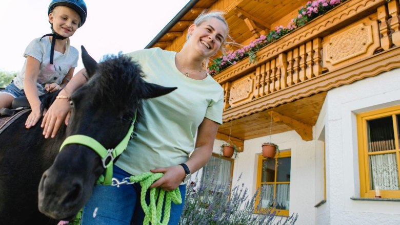 Vacation at the Zwergerlhof, © schwarz-koenig.at