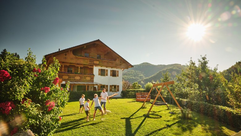 Dwarf farm, © Michael Liebert