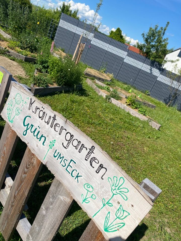 Herb garden "GrünUmsEck"