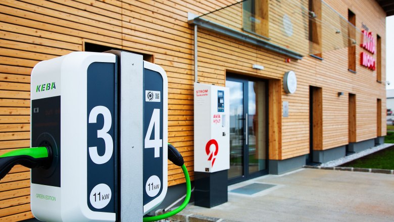Charging station, &copy; Avia Motel Zwettl