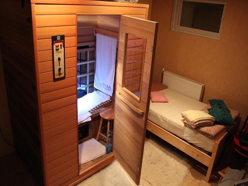 Infrared cabin