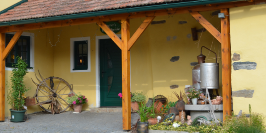 Steiners Mostschenke wine tavern