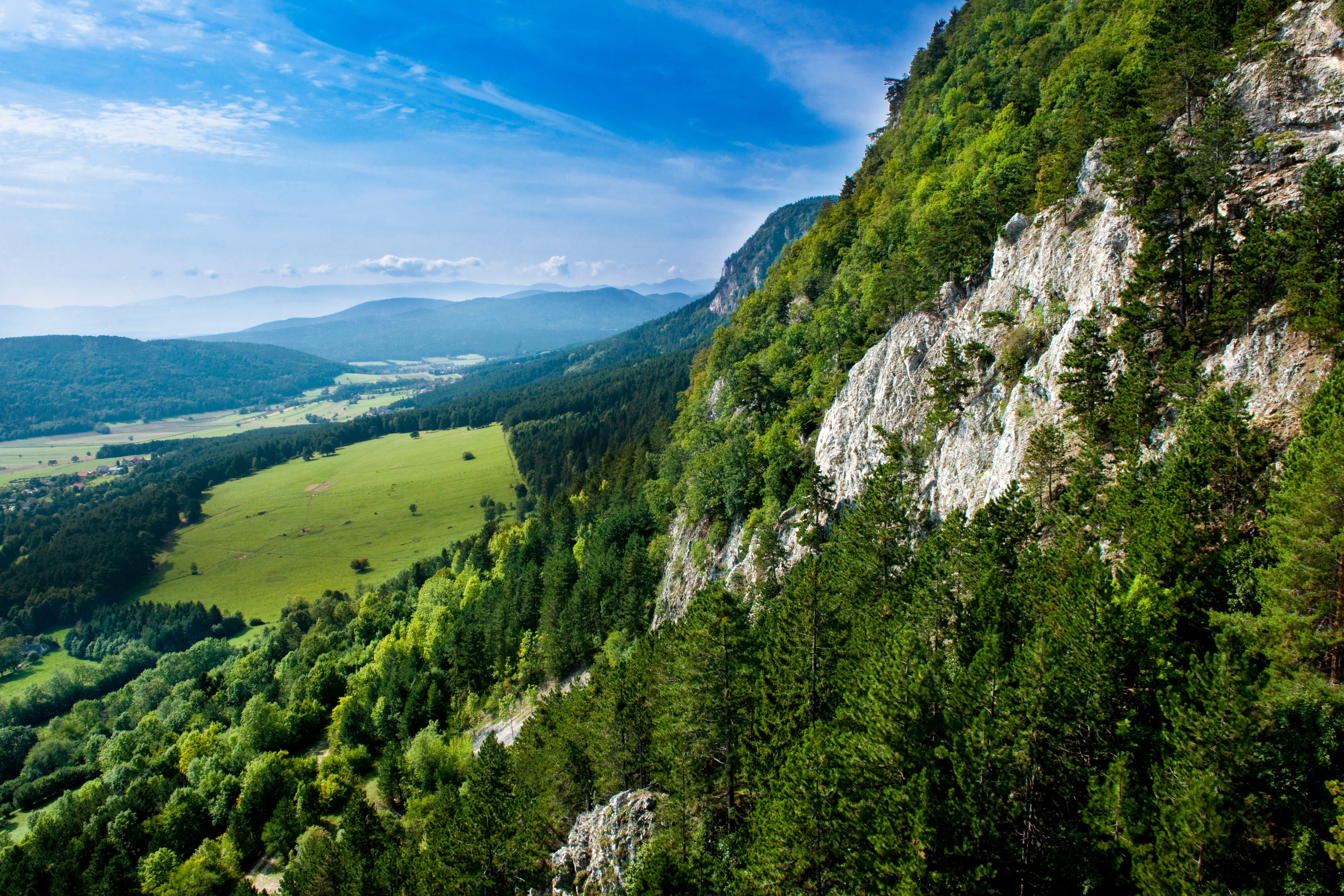High wall rocks