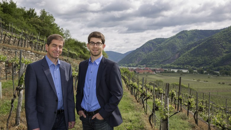 Pichlers in the vineyards, &copy; Monika Loeff