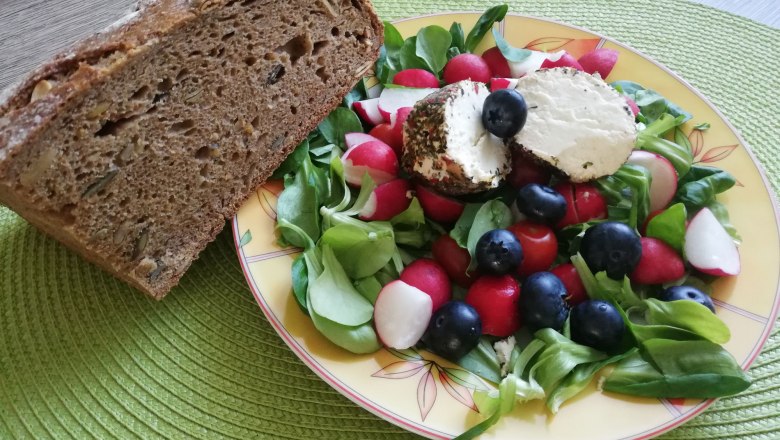 Mizie Hof Prellenkirchen, Brandl family, goat's cheese, &copy; Mizie Hof Fam. Brandl Gerhard