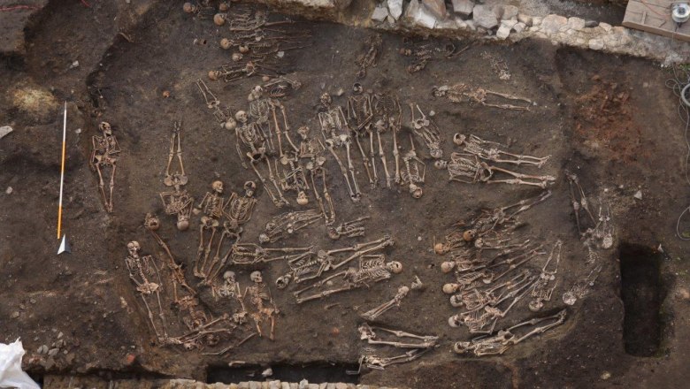 Medieval and modern cemetery with more than 22,000 skeletons, &copy; Stadtmuseum St. P&ouml;lten