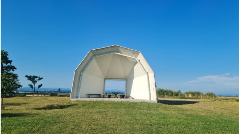 Wagram window, © Verena Schnatter