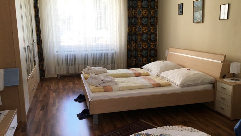 Bedroom, &copy; Aloisia Brandner