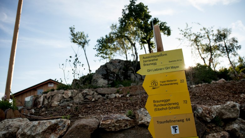 Hiking boards barrier-free viewing platform Braunegg, &copy; Aigner Christoph