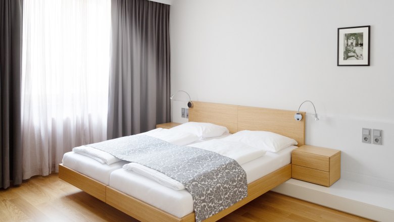 Junior Suite sleeping area, © Peter Hruska