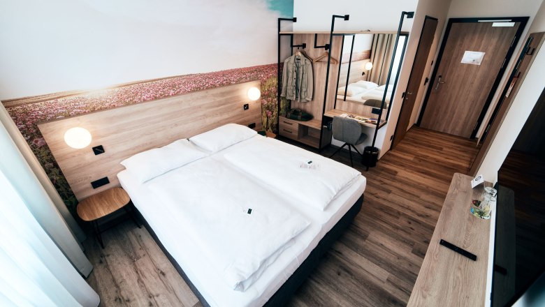 Standard double room, © I'm Inn Zwettl, Fotograf Patrick Weichmann