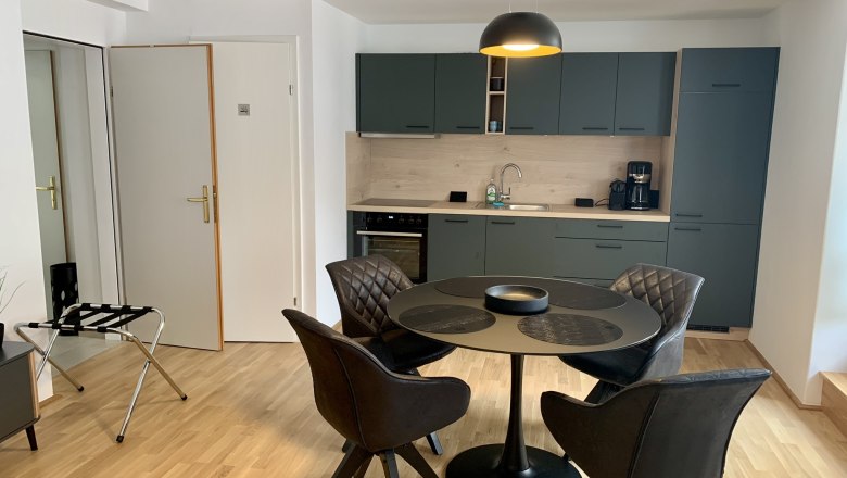 Dining area in the Aelium Cetium vacation apartment, &copy; Martina Kaplan