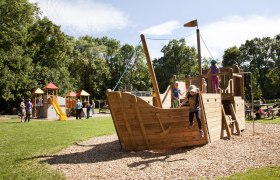 Playground in the Laxenburg Castle Park, © Raimo Rumpler