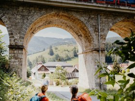 Bahnwanderweg, Semmering, Mürzzuschlag, Semmeringbahn, Wiener Alpen in Niederösterreich, © Kunsthaus Mürz / Nici Seiser nixxipixx.com