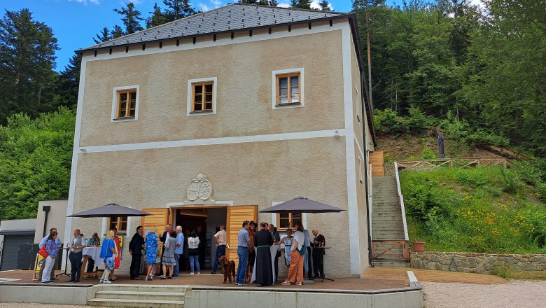 The forecourt: versatile use, © Mariazell im Wienerwald