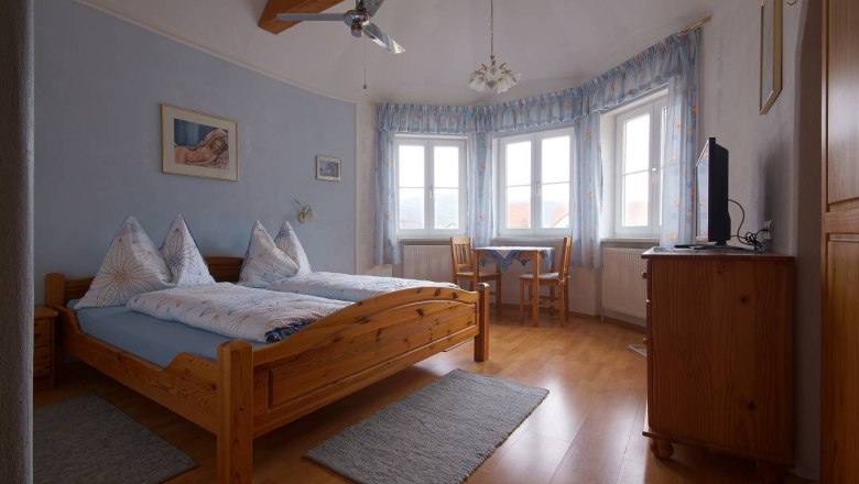 The blue corner room in the Rosa Denk guest house, &copy; Rosa Denk