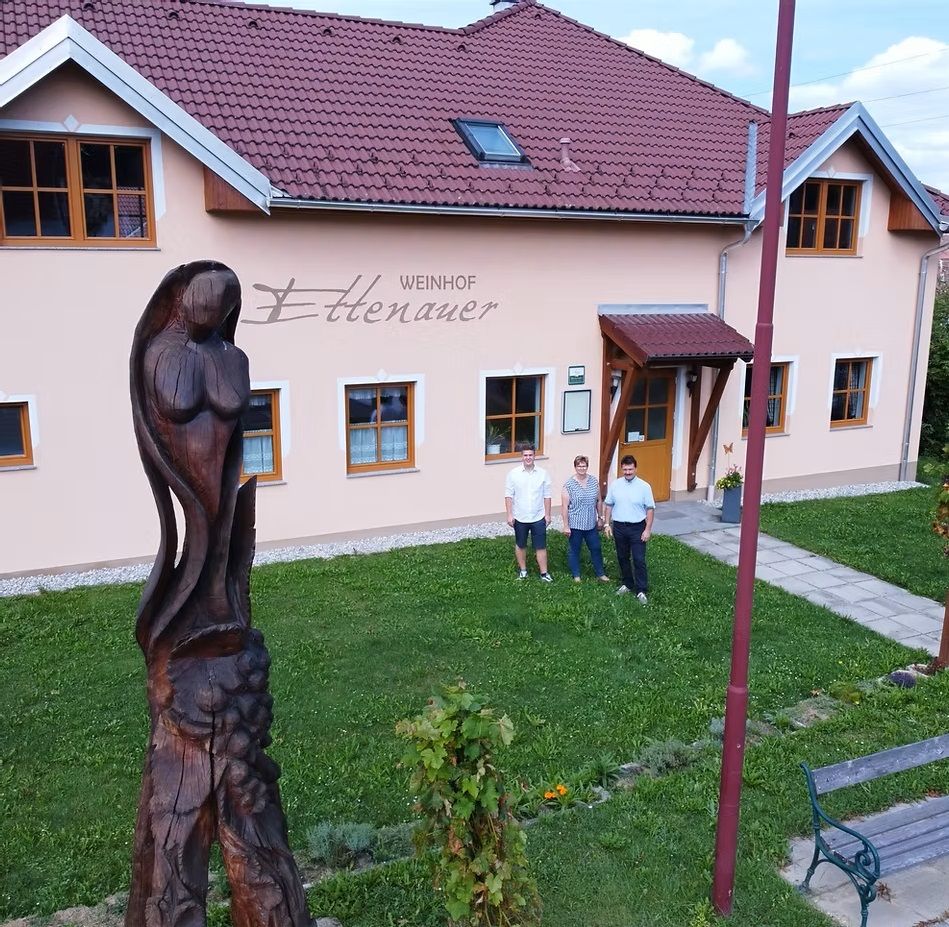 Ettenauer winery and wine tavern