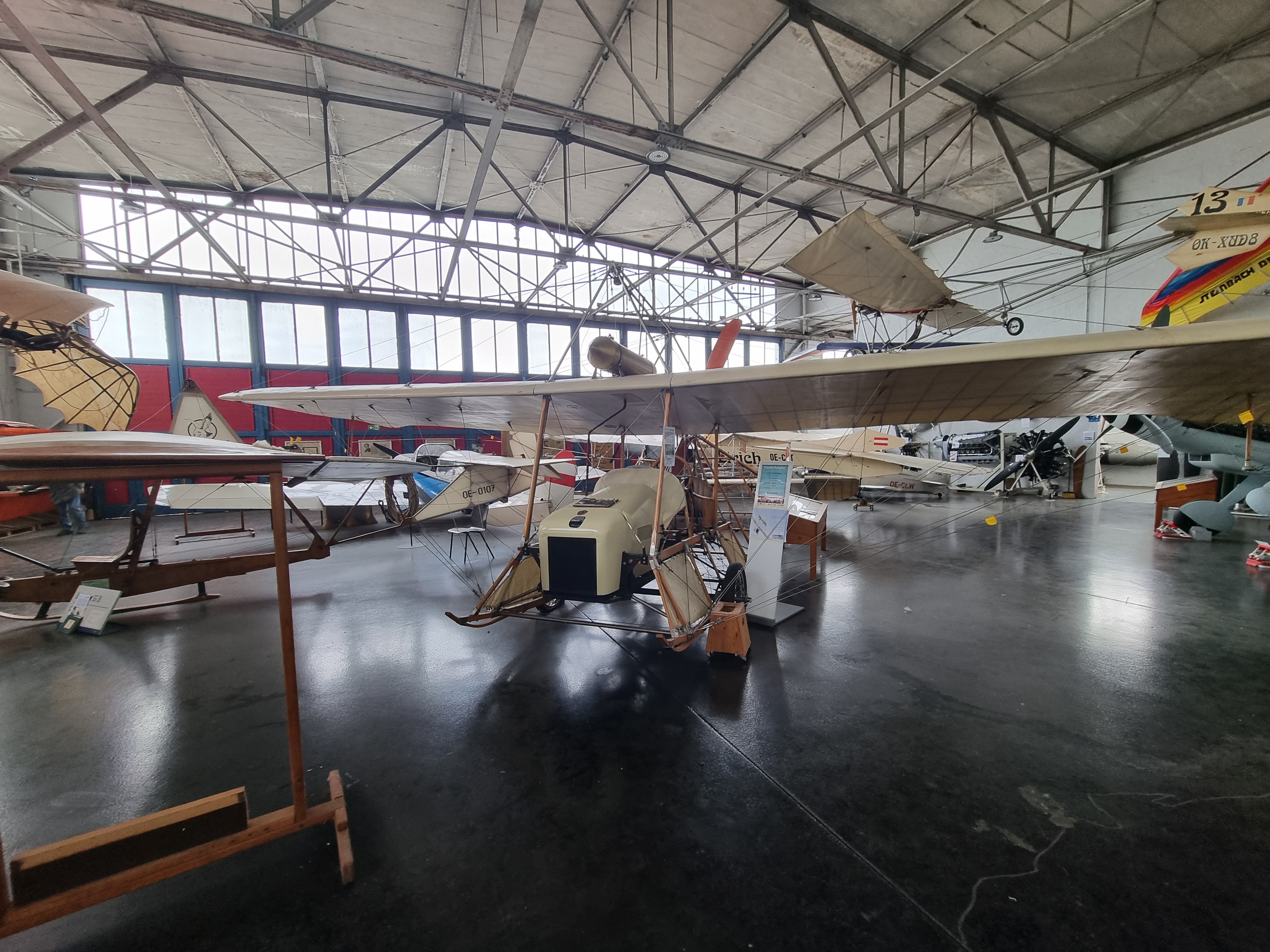Large hangar with airplanes