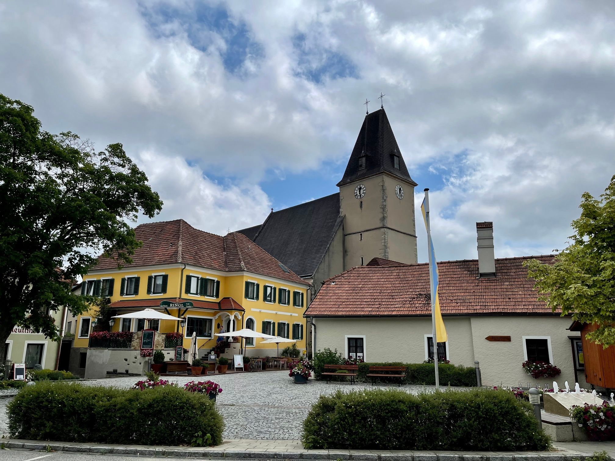 Maria Laach marketplace