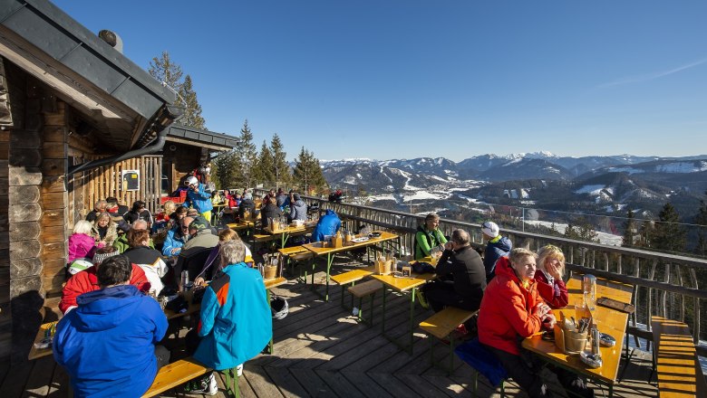 Balzplatzerl outdoor terrace, &copy; R&R Residenzen