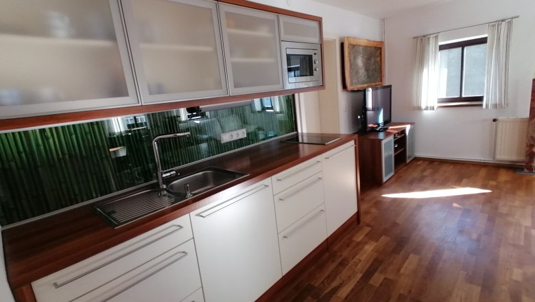 Falcon's nest, &copy; Falkennest