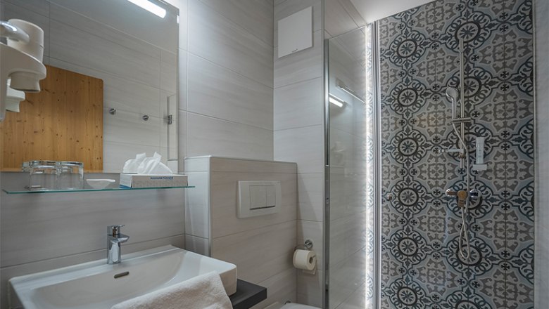 Bathroom, &copy; Stephan Mussil