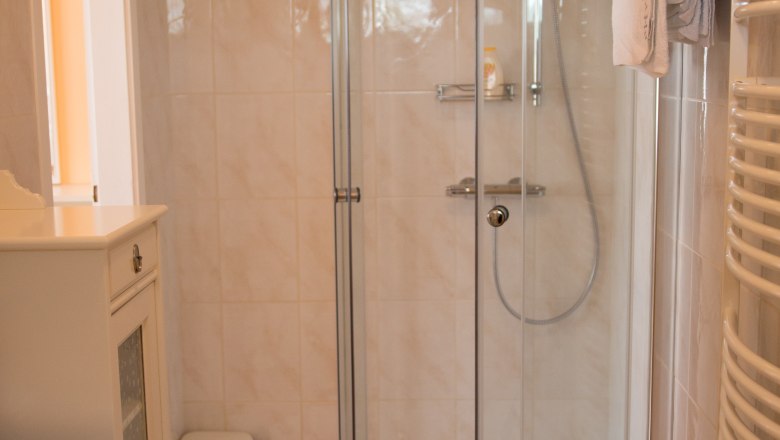 Bathroom, &copy; Sabine Prei&szlig;l