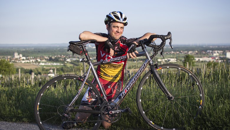Ein begeisterter Radfahrer: Küchenchef Martin Schotte, © Hotel Holzinger