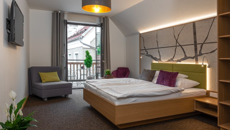 Room with balcony, &copy; Benno Bertl